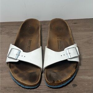Birkenstock White Sandals with Silver Buckle‎